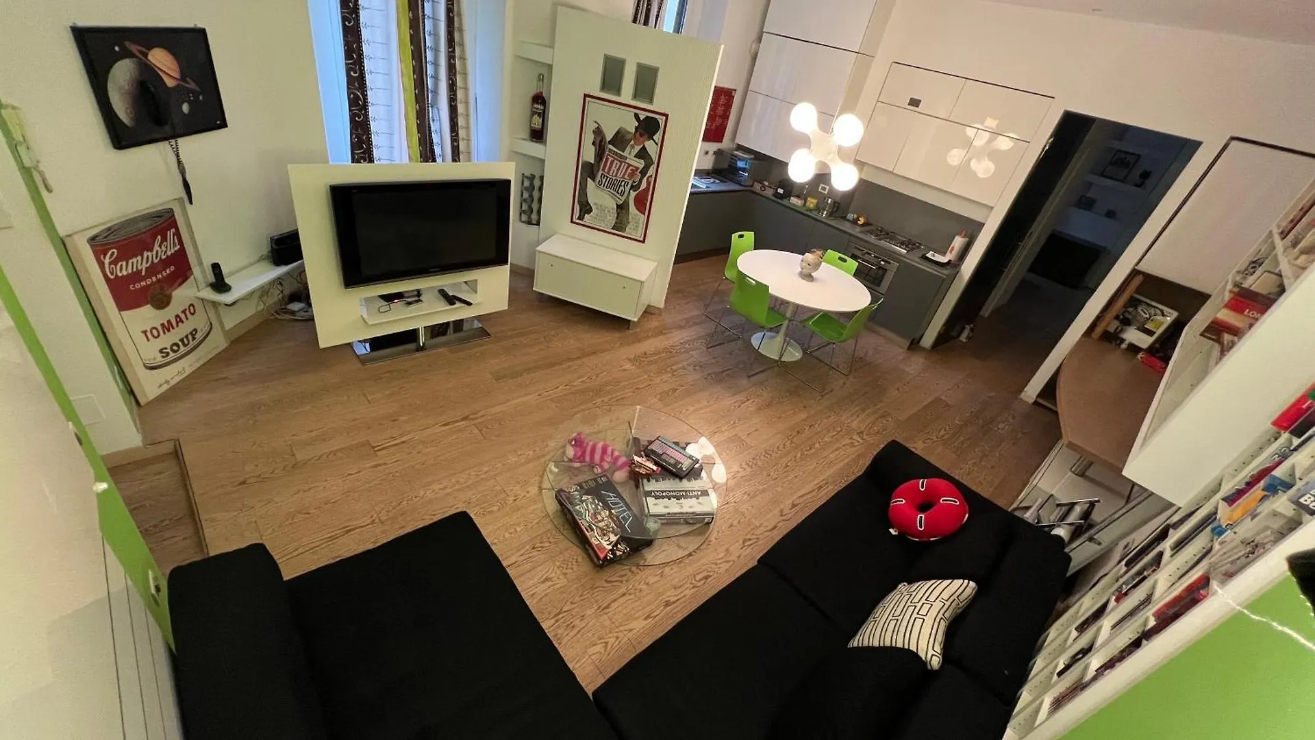 Il Monoscopio / The Monoscope - 73Mq Apartment @ Porta Venezia / Milan City Center