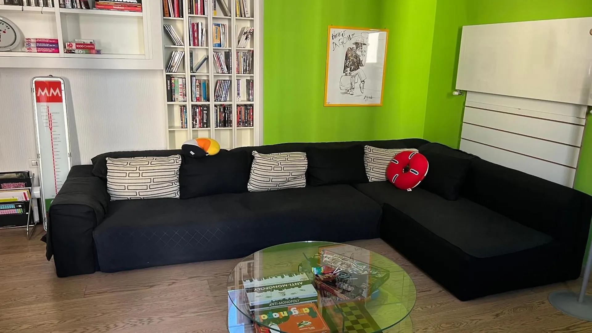 Il Monoscopio / The Monoscope - 73Mq Apartment @ Porta Venezia / Milan City Center